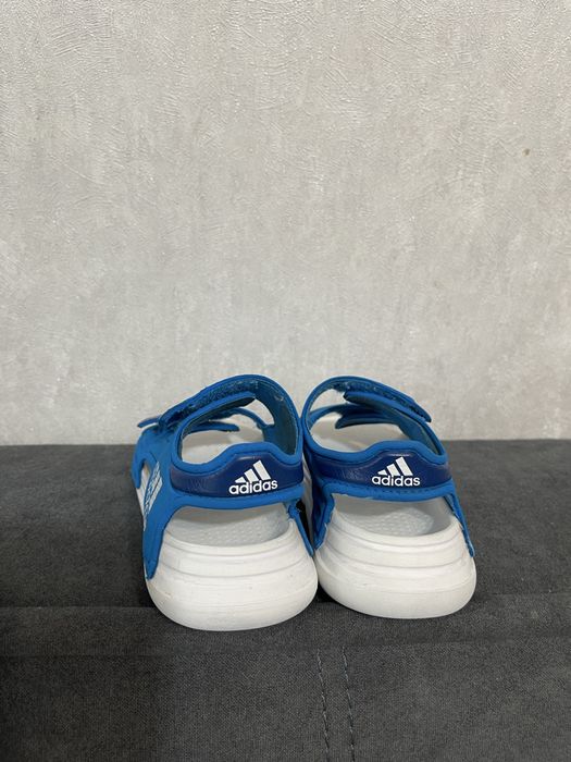 Сандалі босоніжки Adidas оригінал 25 розмір, 16 см