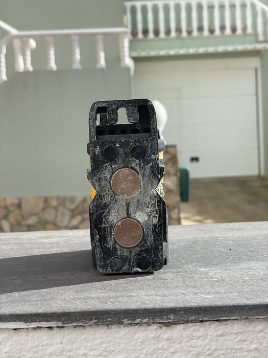 Laser Dewalt a venda