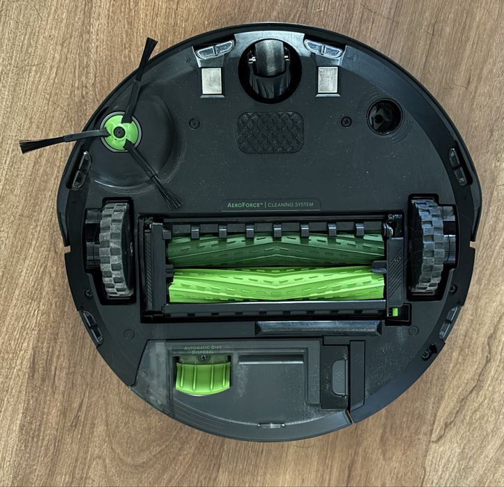 Irobot roomba j7+