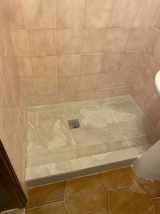 Mudanças, Obras, remodelações, pinturas, pisos, jardins, etc