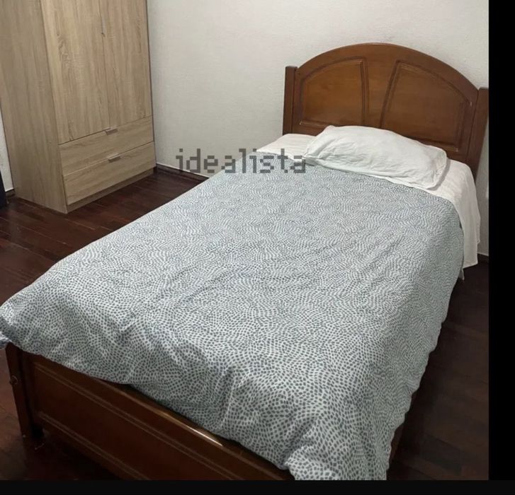 Cama com colchao