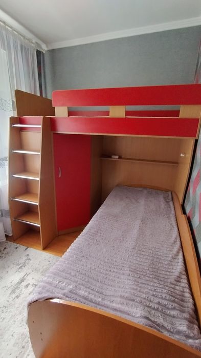 Ліжко горище з шафою та новим матрацом