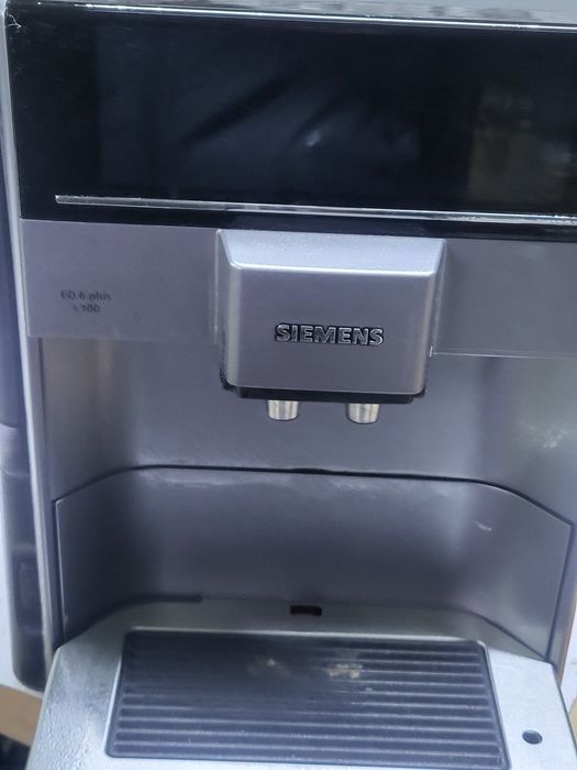 кавоварка Siemens EQ6 plus S100.на востановлення.