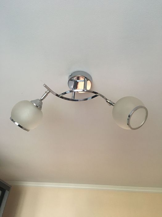 Світильник на стелю