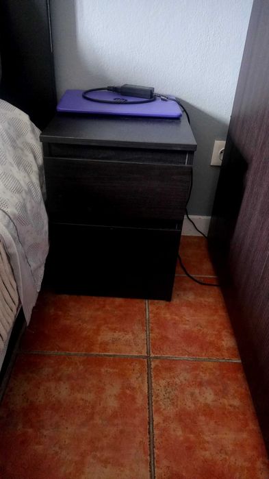 Conjunto mesas de cabeceira ikea