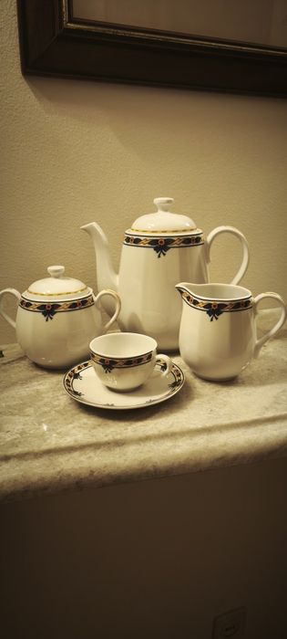 Serviço de jantar, café e chá Vista Alegre " Sonata "