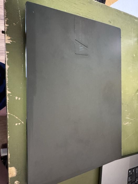 Asus Vivobook S16