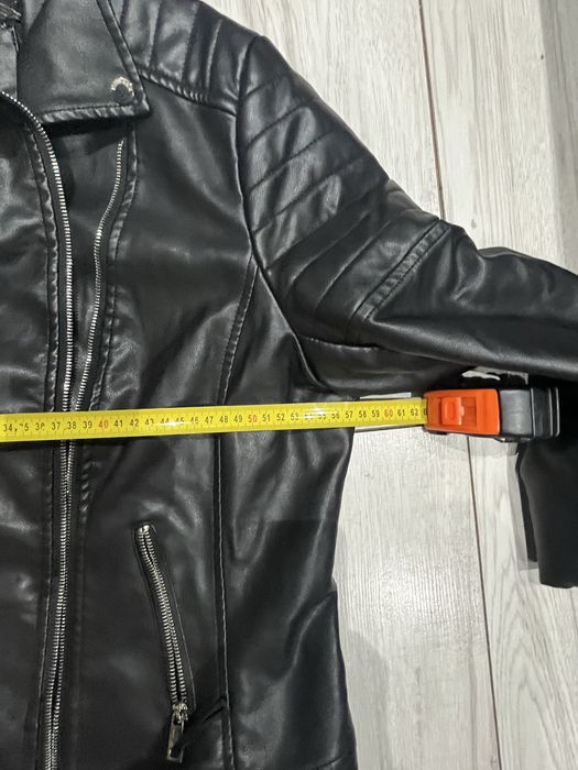 Piękna, ciepła Ramoneska