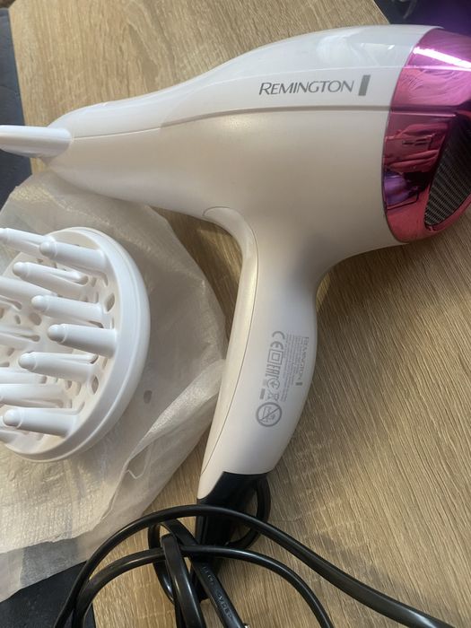 Suszarka do włosów REMINGTON Pro air Turbo