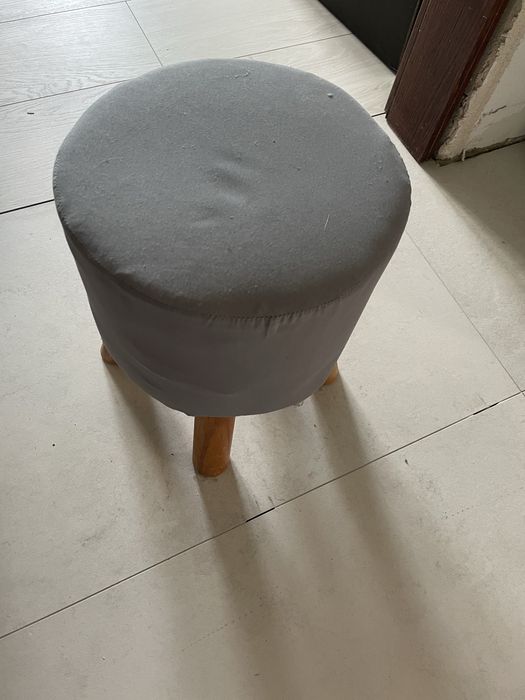 Podnóżek na 3 nogach