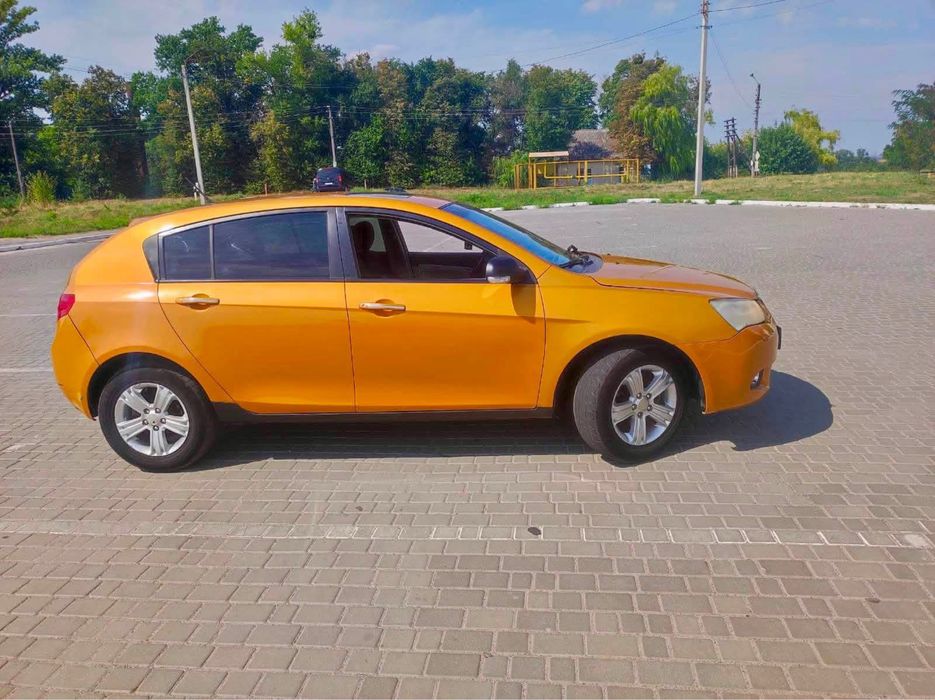 Geely emgrand ec7rv