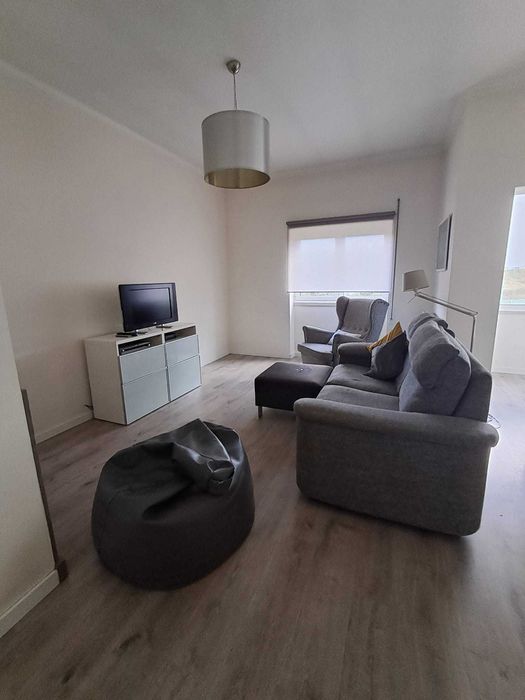 Quarto em apartamento na Rua do Pisão
