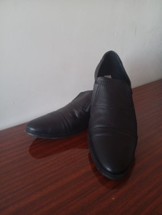 Класичні шкіряні туфлі, великий розмір