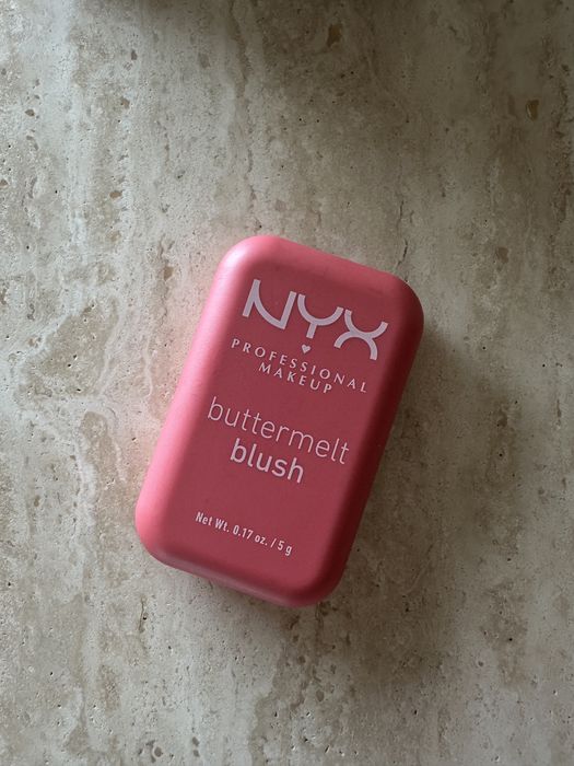 NYX Buttermelt róż do policzków 04 you know butta