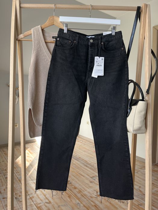 Прямі  джинси  zara 38 рр нові