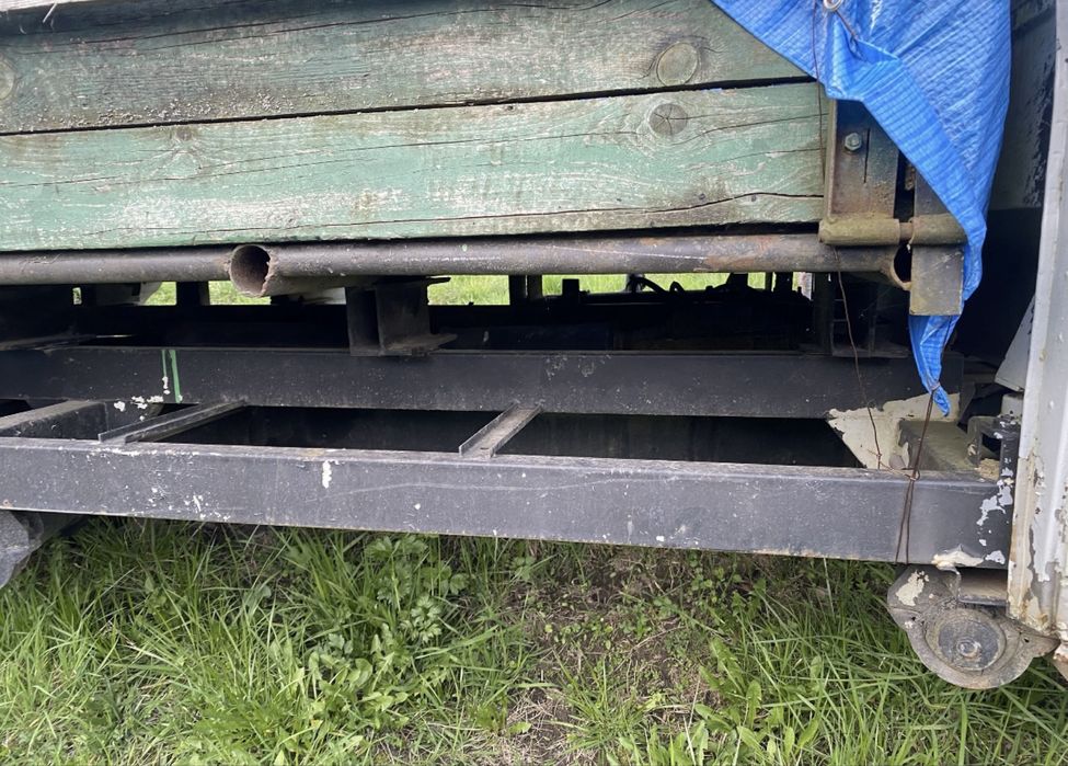 Баркас бортовий рік 1990