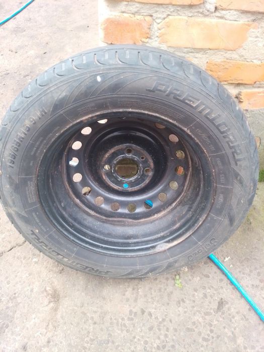 Колесо в зборі R15 4х114,3 Nissan