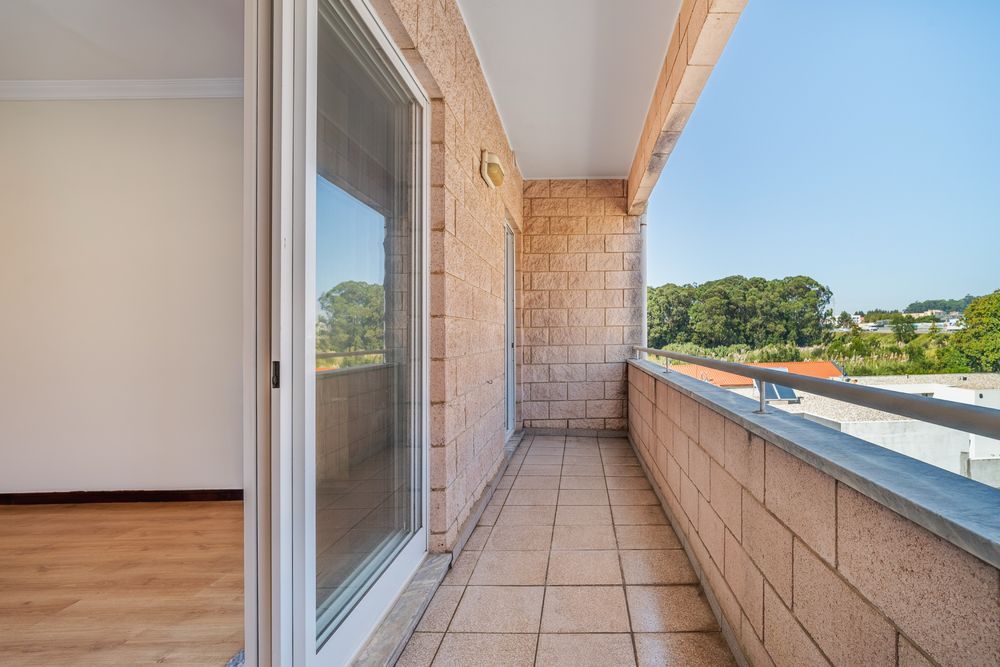 T4+1 Duplex com Vista Mar, Terraços de 140 m² e Garagem Box para 2 Carros | Arcozelo