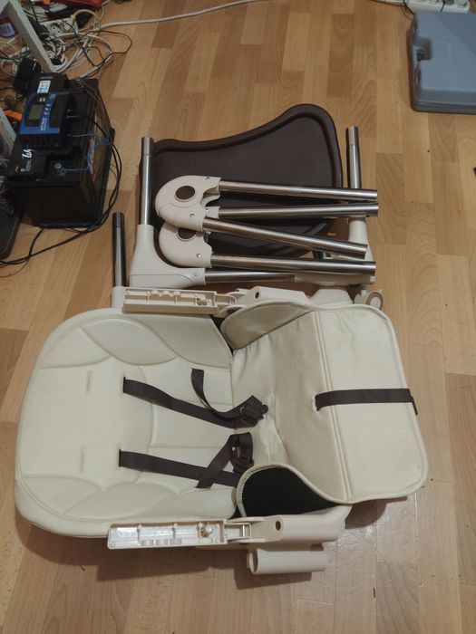 Стілець для годування 2 в 1