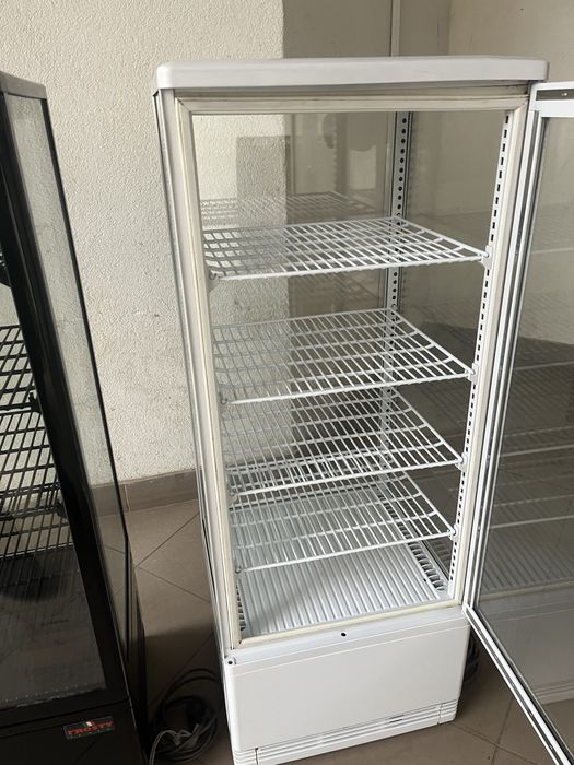 Холодильна Вітрина Настільна  для Десертів  Frosty Італія