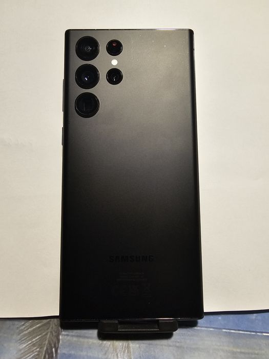 Samsung Galaxy S22 Ultra - 12 Gb. Ram - 256 Gb.