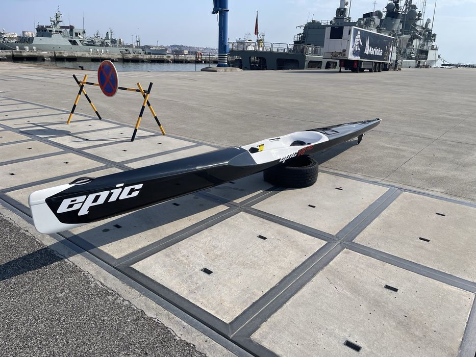 Surfski Epic V8 pro elite