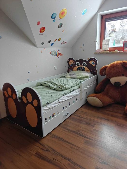 Sprzedam łóżko dziecięce w dobrym stanie