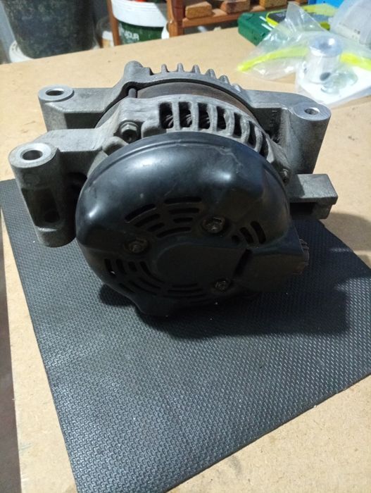 Alternador Toyota Avensis