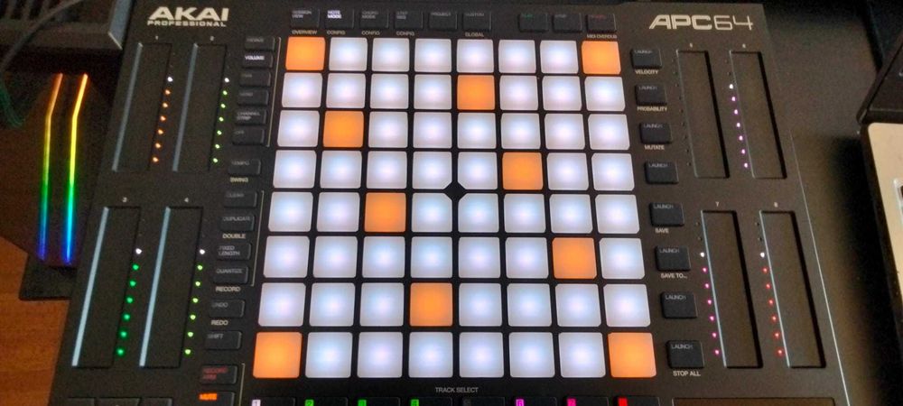 AKAI Professional APC64