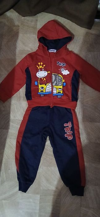 Продам теплий костюм для хлопчика