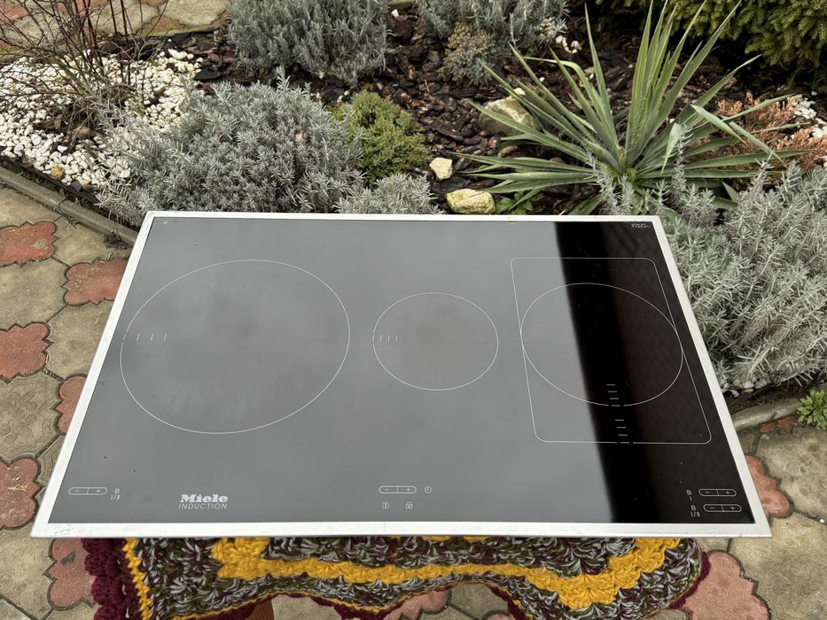 Miele km5958 індукційна поверхня Гарний стан 75/50
