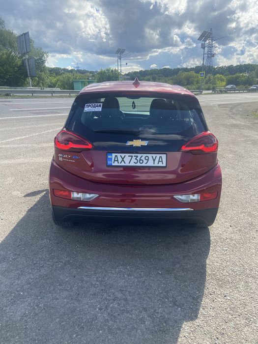Продам CHEVROLET bolt ev
