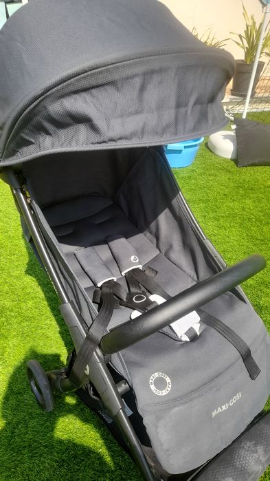 Carro de passeio maxi cosi