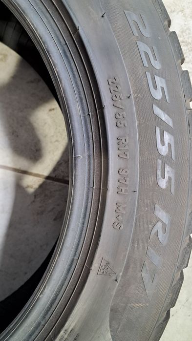 225/55R17 97H Pirelli Sottozero 3 MO