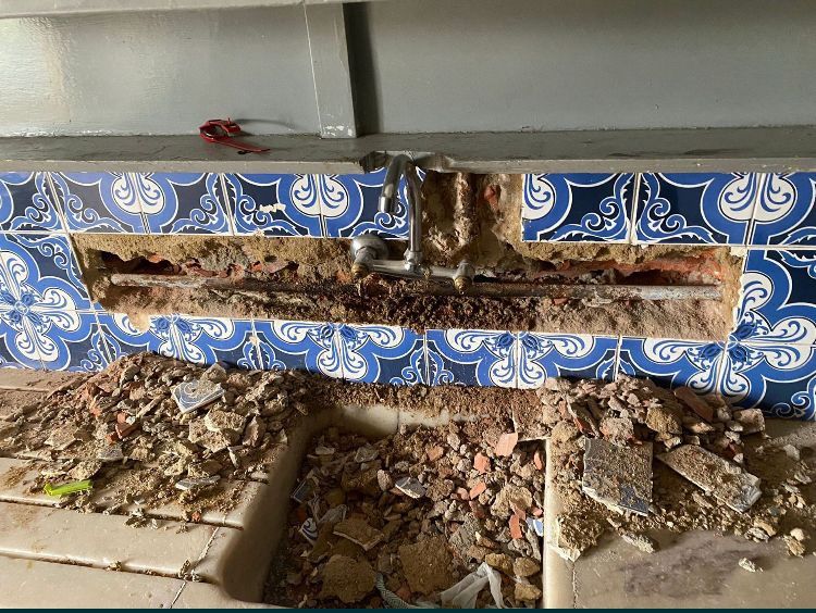 Desentupimento de Esgotos e Canalização