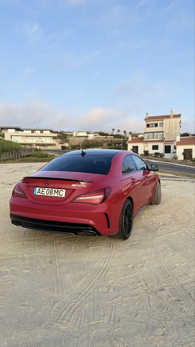 Mercedes CLA 220 Pack AMG | Estaciona Sozinho | CarPlay | Impecável