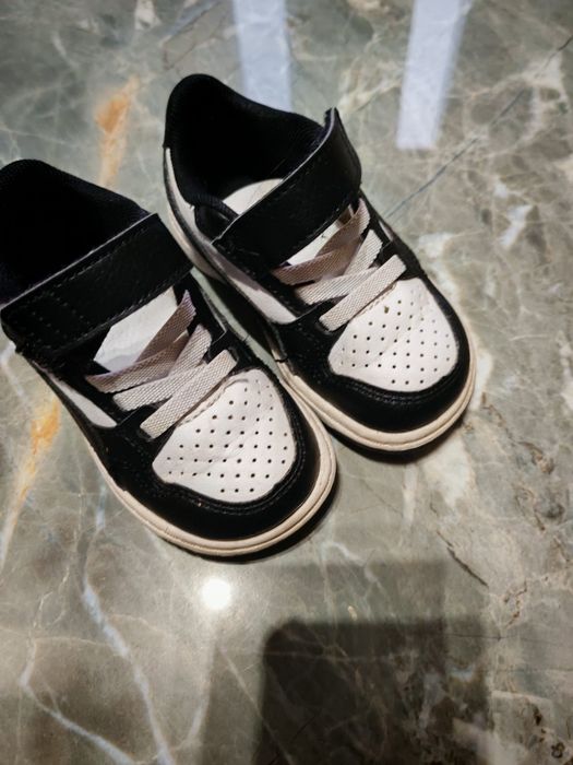 Dla chłopca adidasy