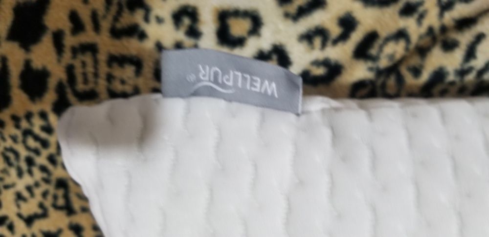 Wellpur stryn подушка  42×65×15см memory