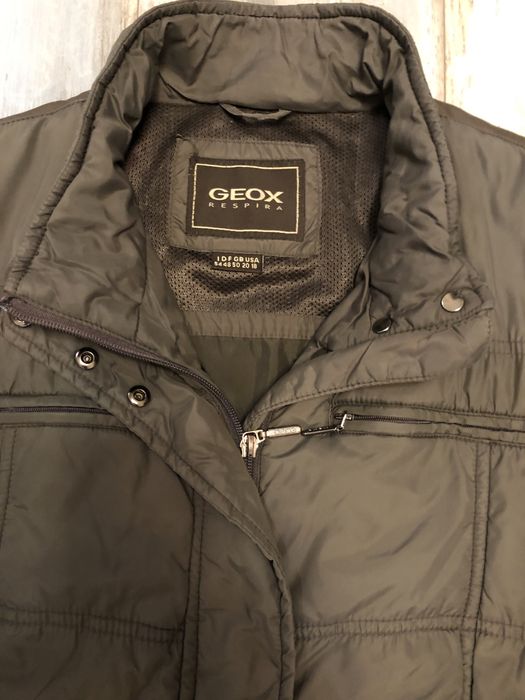 Продам жескую куртку Geox