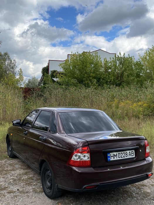 Продам ваз 217003