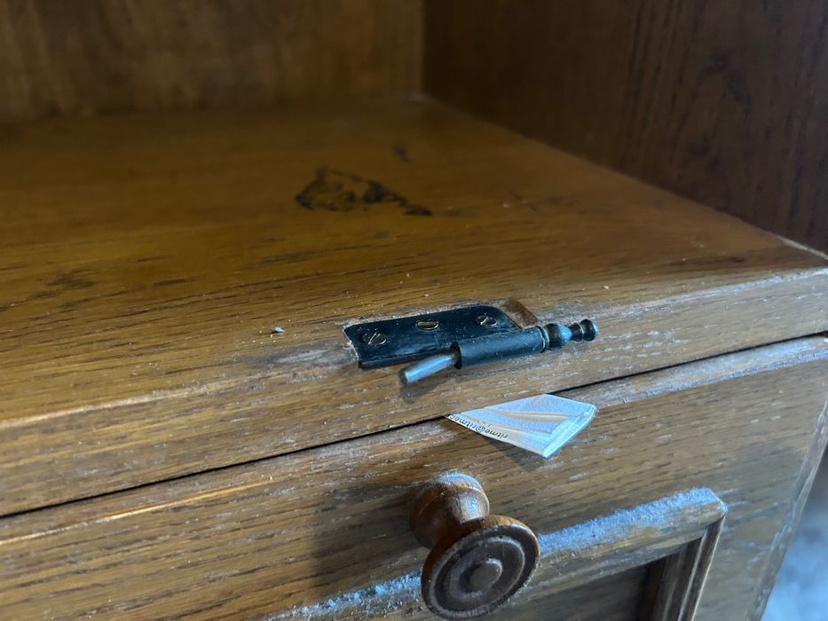 Szafka Swarzędz do odnowienia