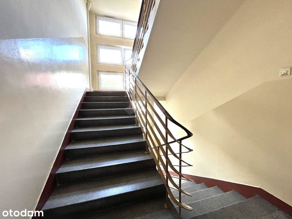 2-pokojowe mieszkanie z balkonem-Bronowice