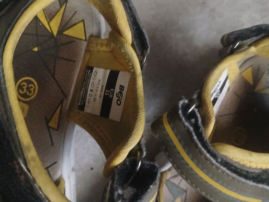 Chłopięce sandały Bejo stan bdb r.33