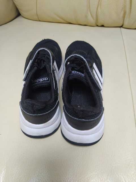 Buty Adidas 30.5 czarne