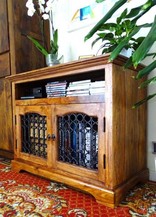 Szafka / bieliźniarka z litego drewna  - AlmiDecor
