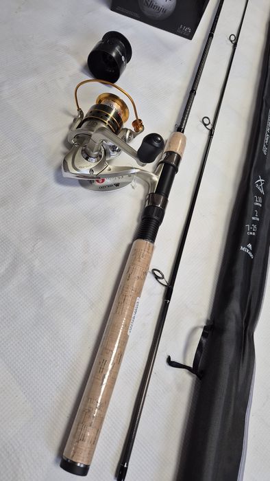 Zestaw spiningowy MIKADO 210 cm 7-25g