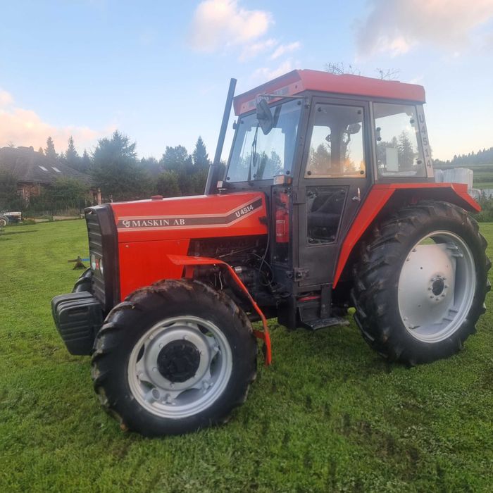 Ursus 4514 super stan