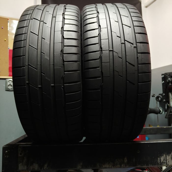 245/45/19 XL Sprzedam parę opon letnich Hankook