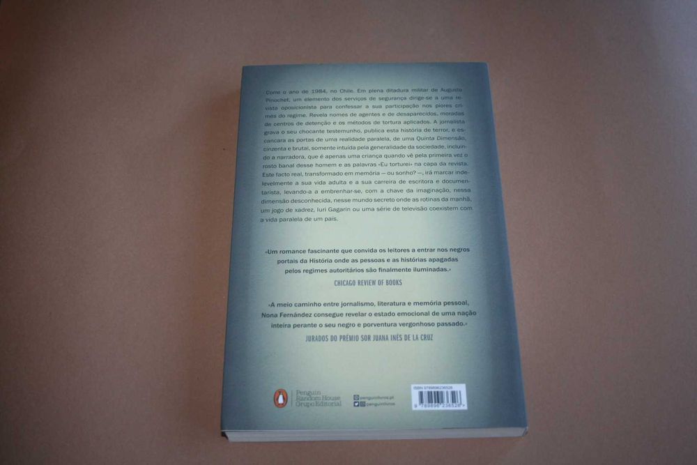 [] A Quinta Dimensão, de Nona Fernández