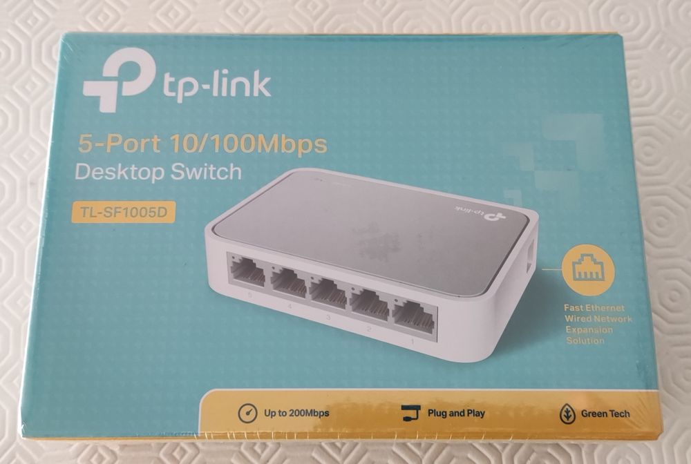 TP-Link Switch with 5 Ports437397161331937281